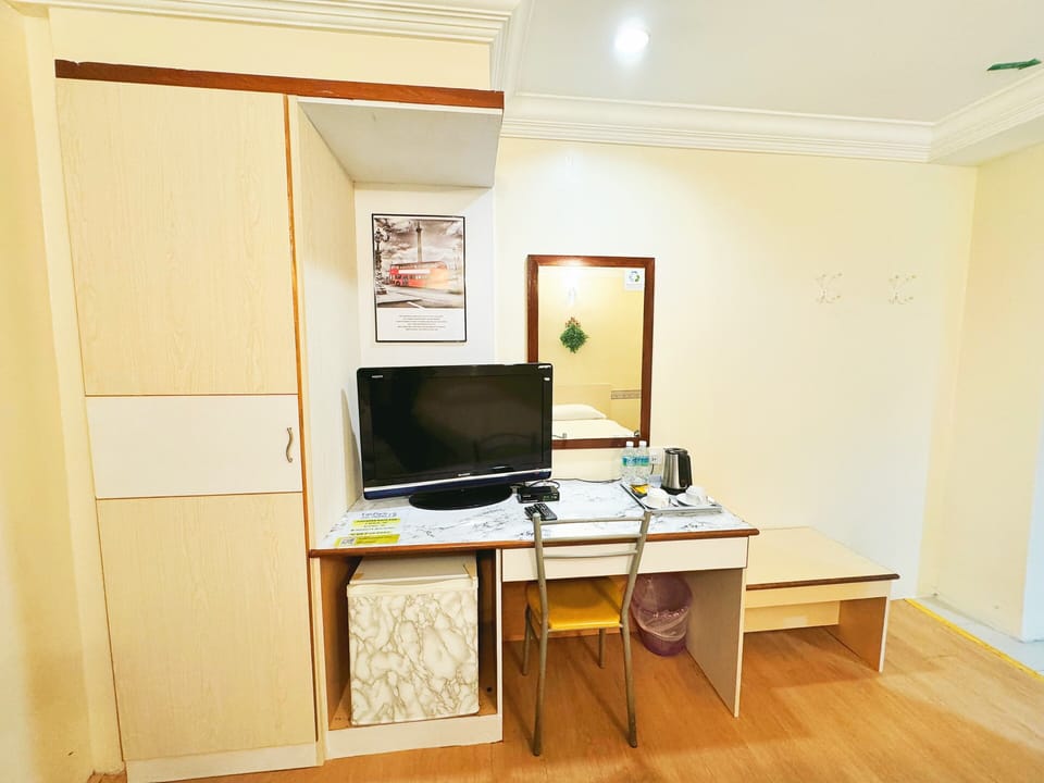Individually decorated, individually furnished, desk, laptop workspace