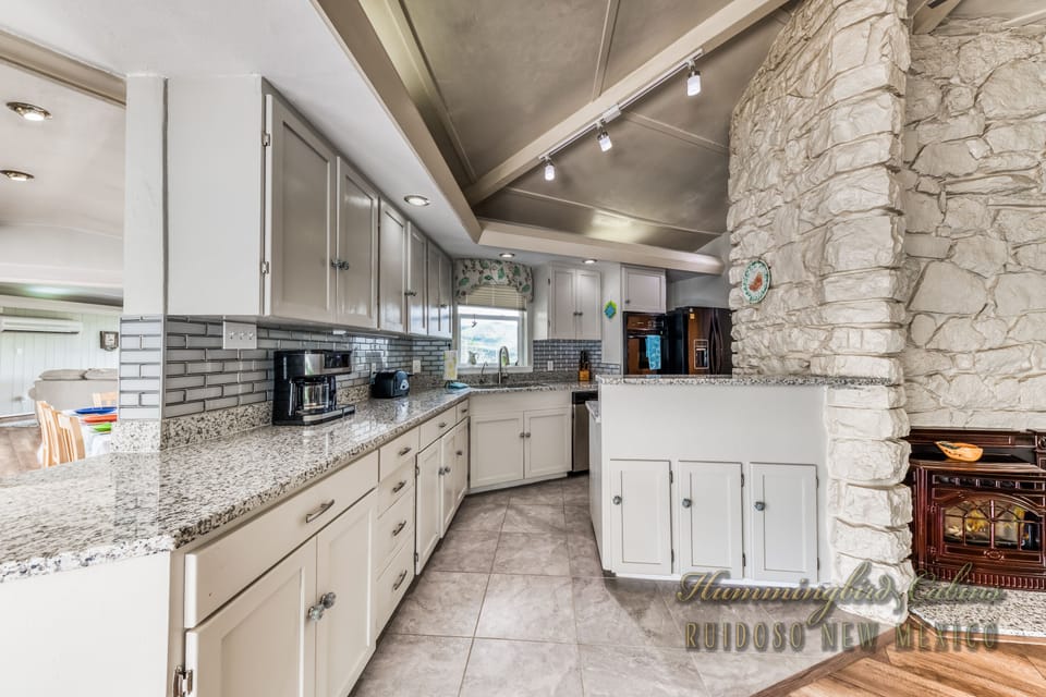 The awe inspiring kitchen!