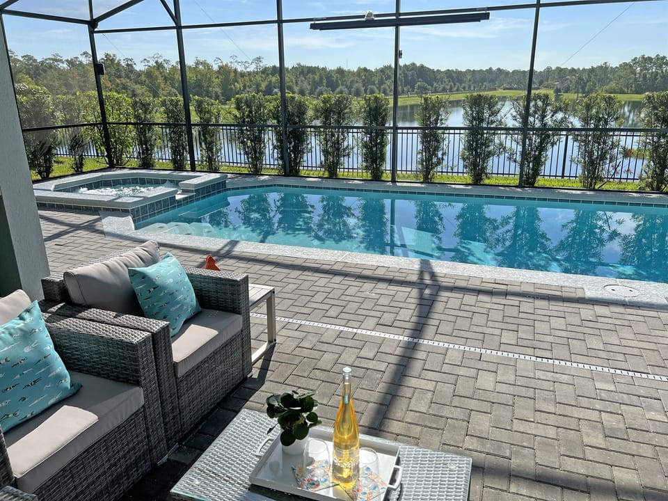 Relax In The Heated Pool And Spa And Enjoy The View (heating is extra $)