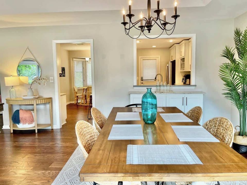 Dining Area and Kitchen