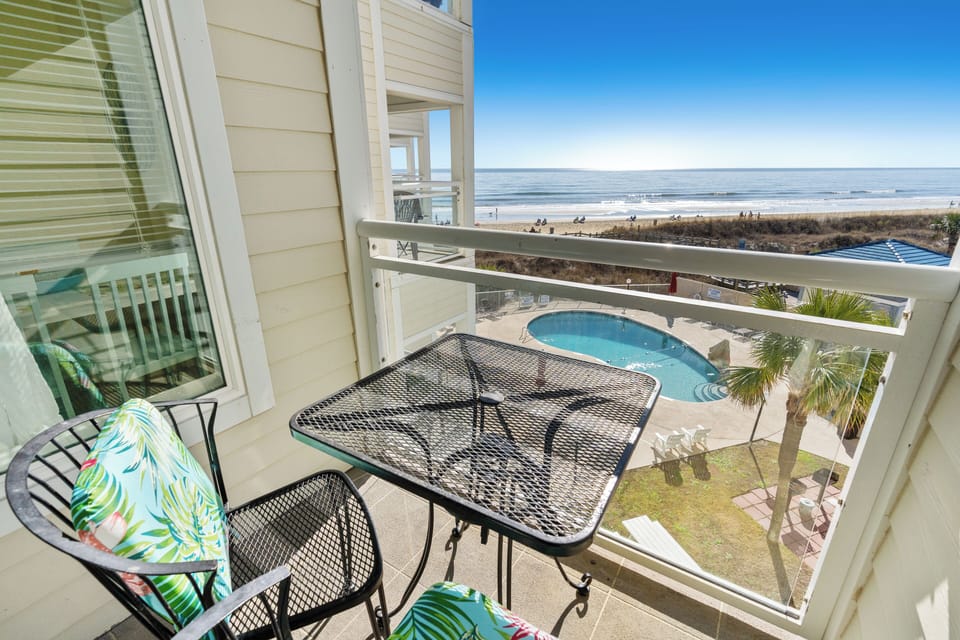 Private Oceanfront Balcony
