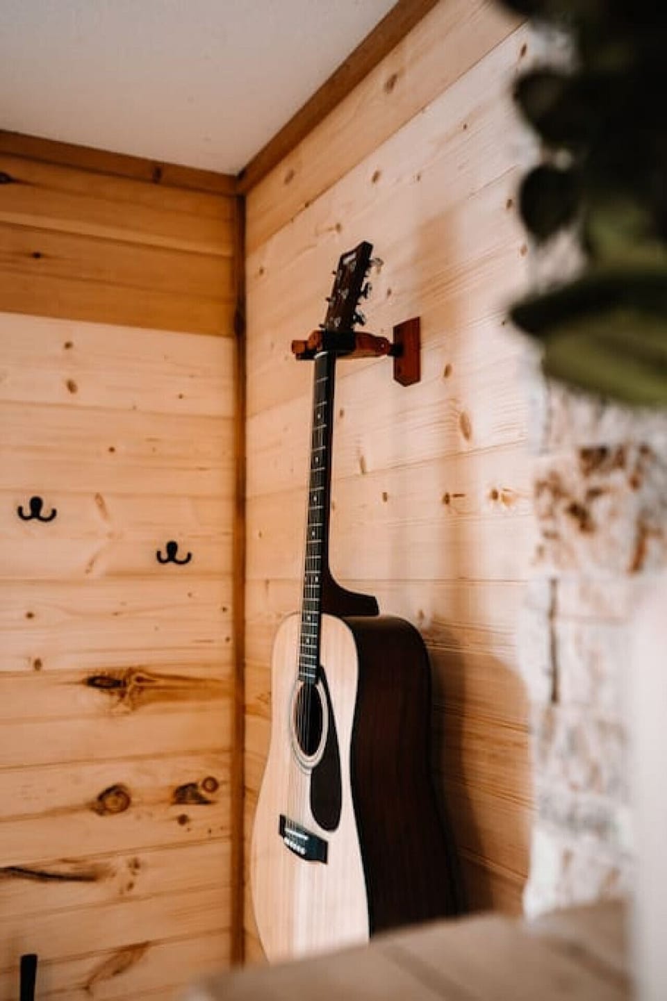 For the musician in you! Available to use during your stay is an acoustic guitar. Be kind to her and always put her back... please :-)