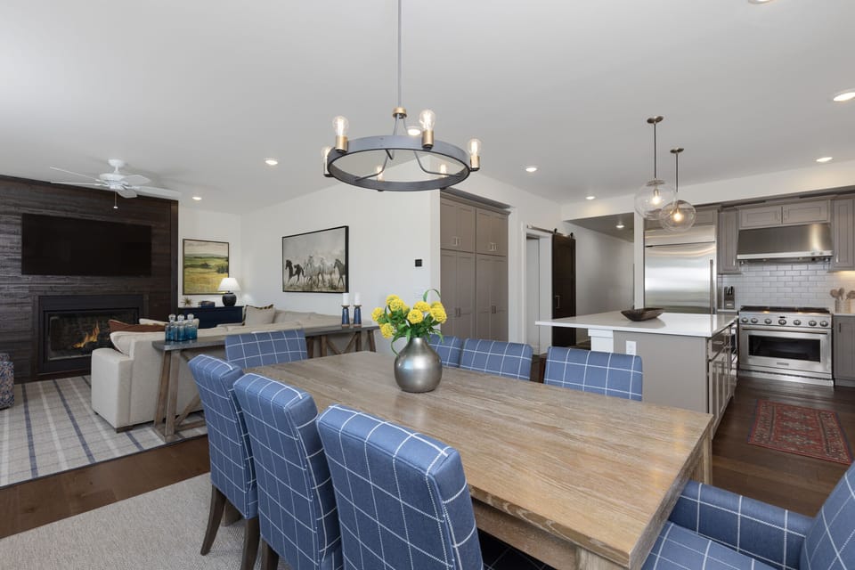Serve up a delicious meal | Main Level
