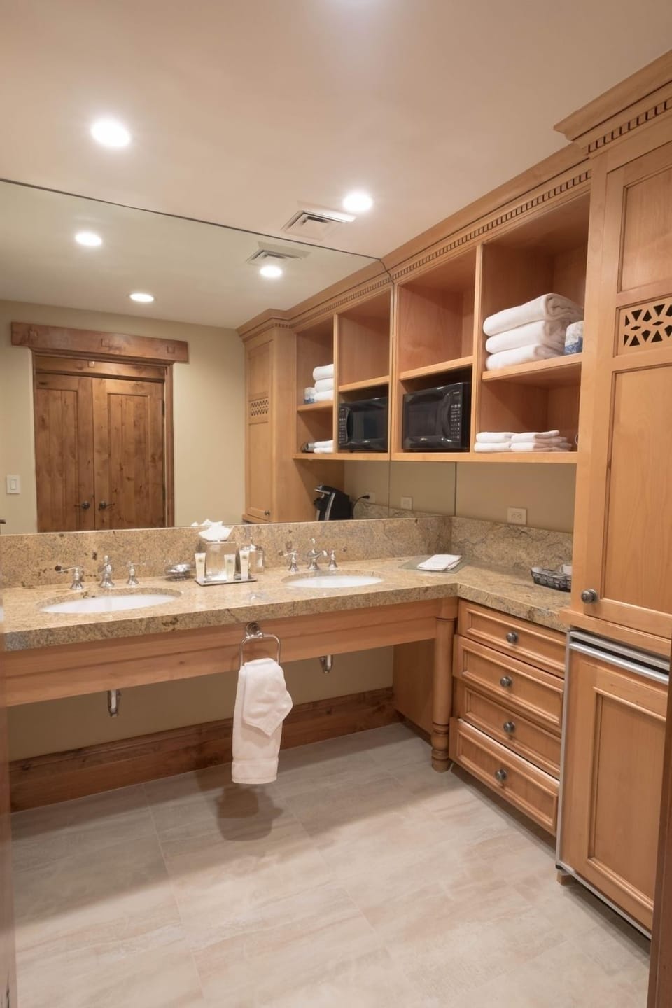 Double Sink, Furniture, Kitchen Island, Indoors, Cabinet