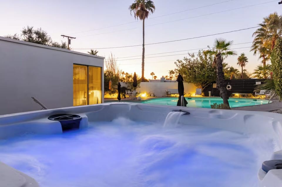 Hot Tub Spa Jet - 6 People
