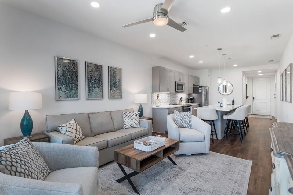 The open layout makes it easy for your group to connect.
