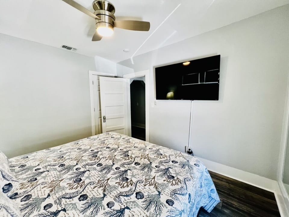 King size Bedroom