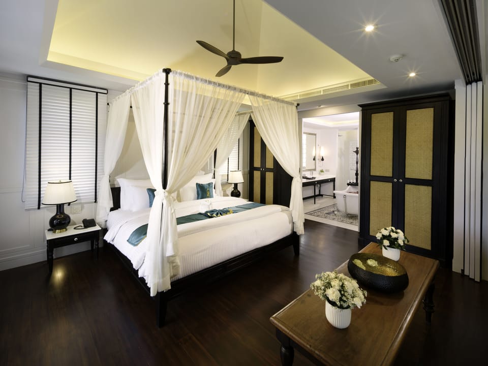 Grand Suite | Egyptian cotton sheets, premium bedding, down comforters