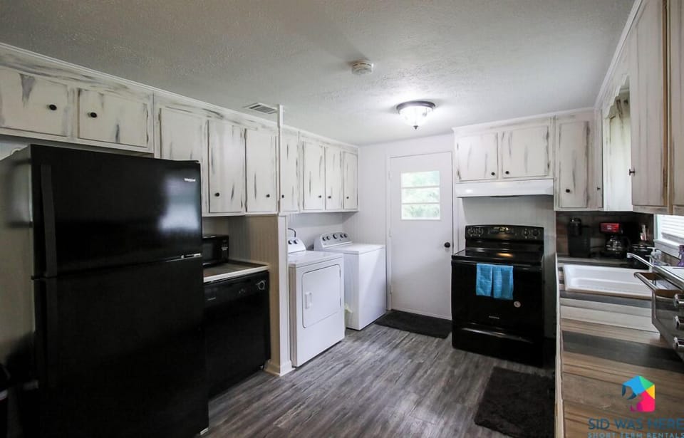 Kitchen and Laundry Area