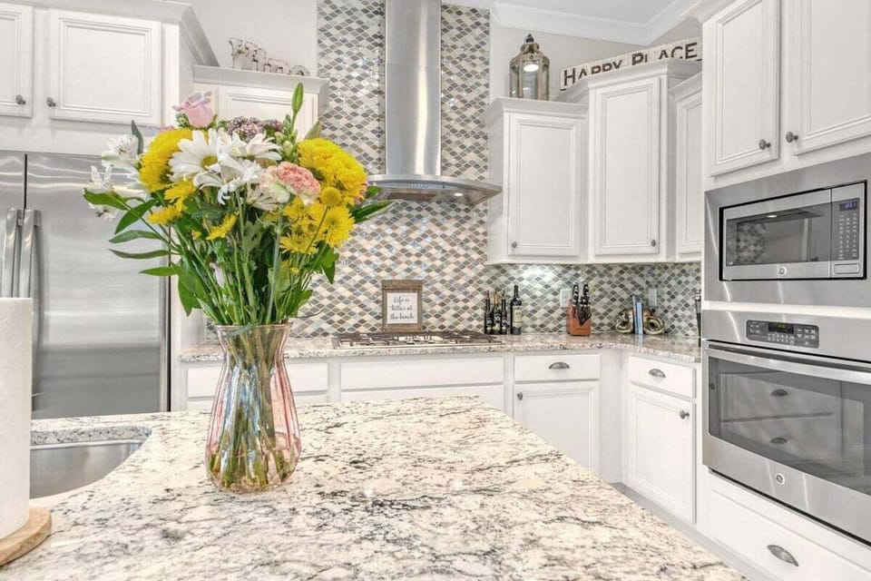 Nice countertops & stainless steel appliances