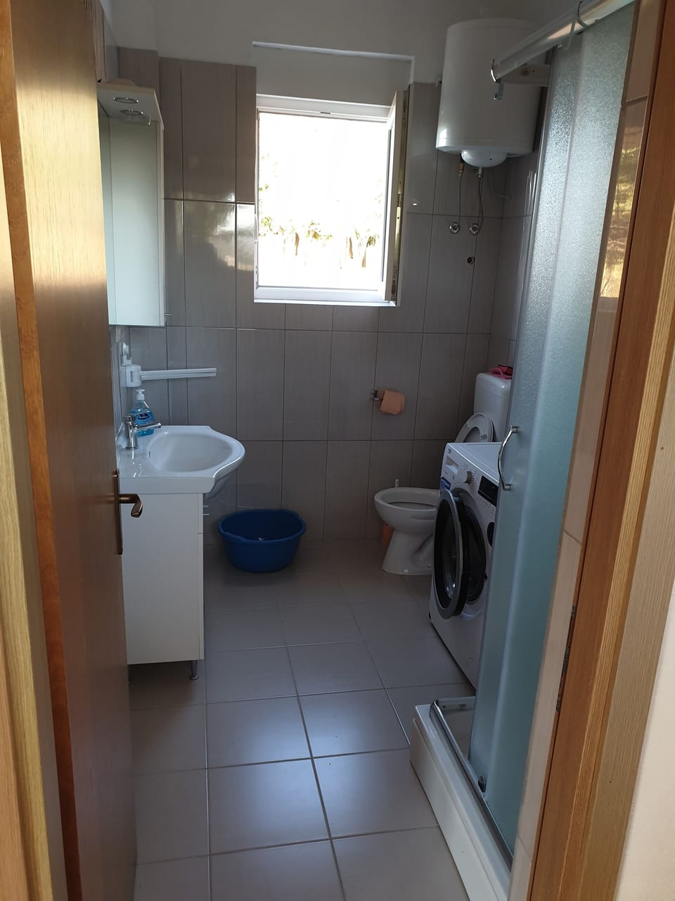 Image 7