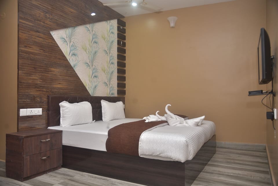 Premium bedding, free WiFi, bed sheets