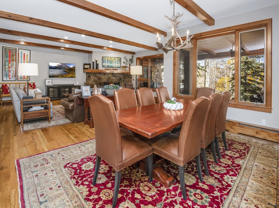 Condo, 4 Bedrooms | Dining