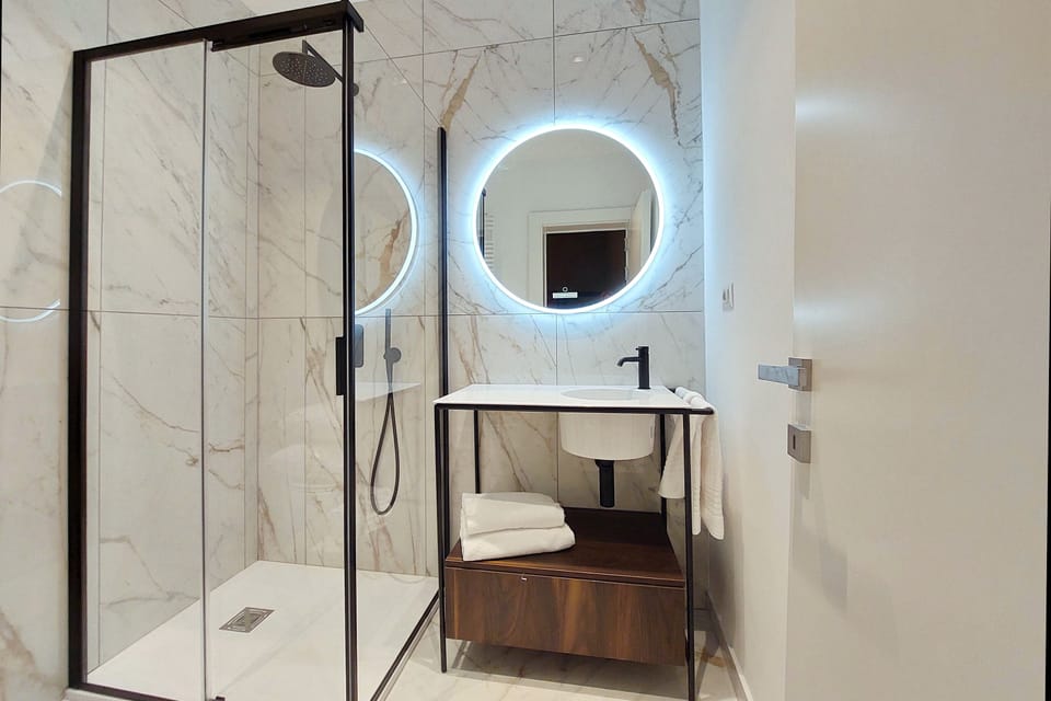 Comfort Room | Bathroom | Free toiletries, hair dryer, bidet, towels