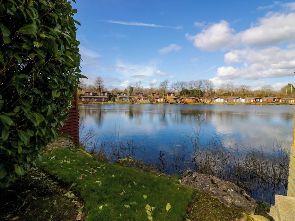 Cottage | Property grounds