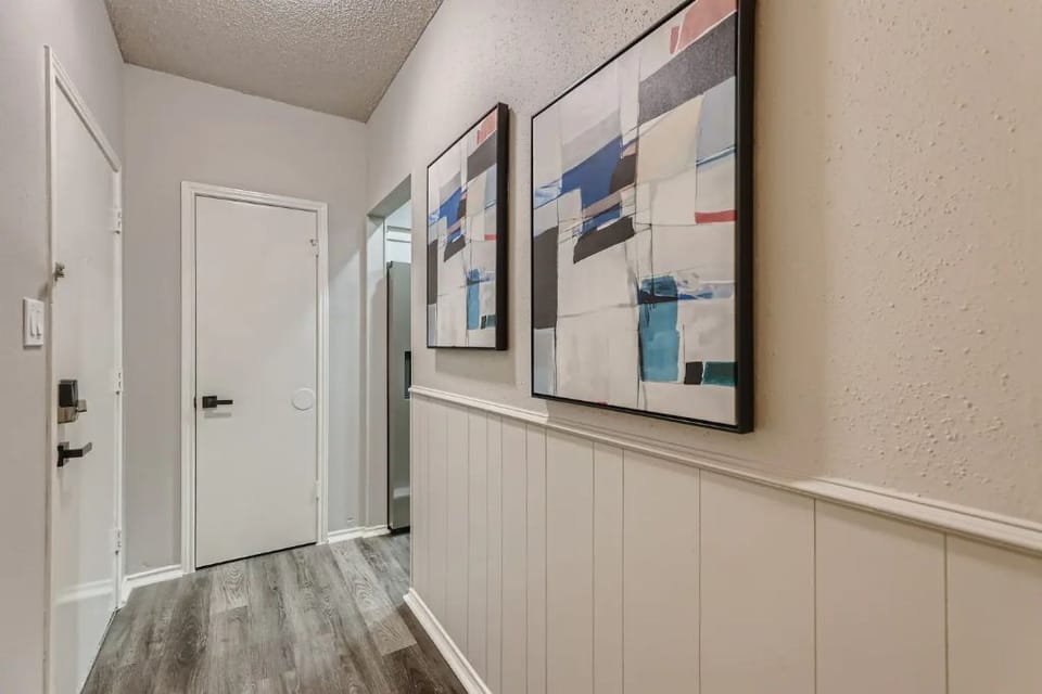 Townhome entrance 