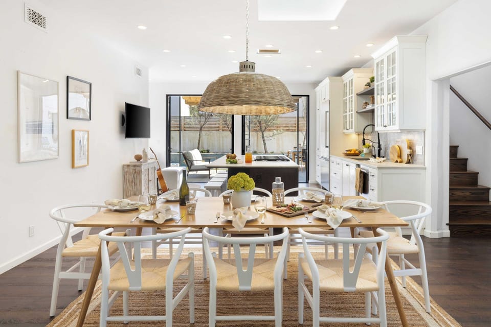 House (5 Bedrooms) | Interior