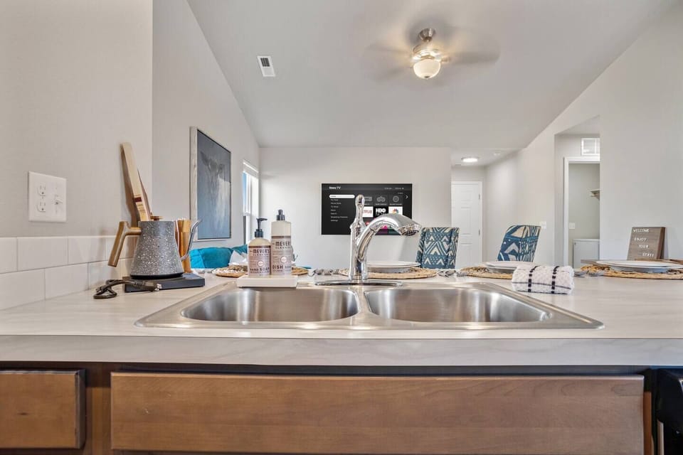 Nice open view from kitchen