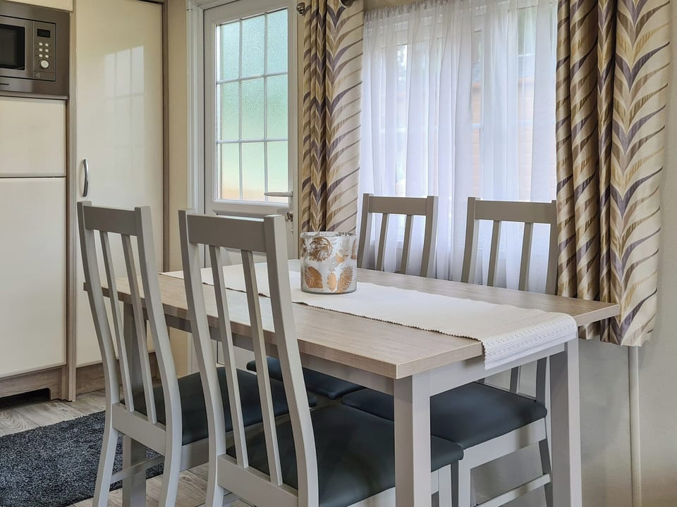 Dining Area | Castle Campbell View, Dollar