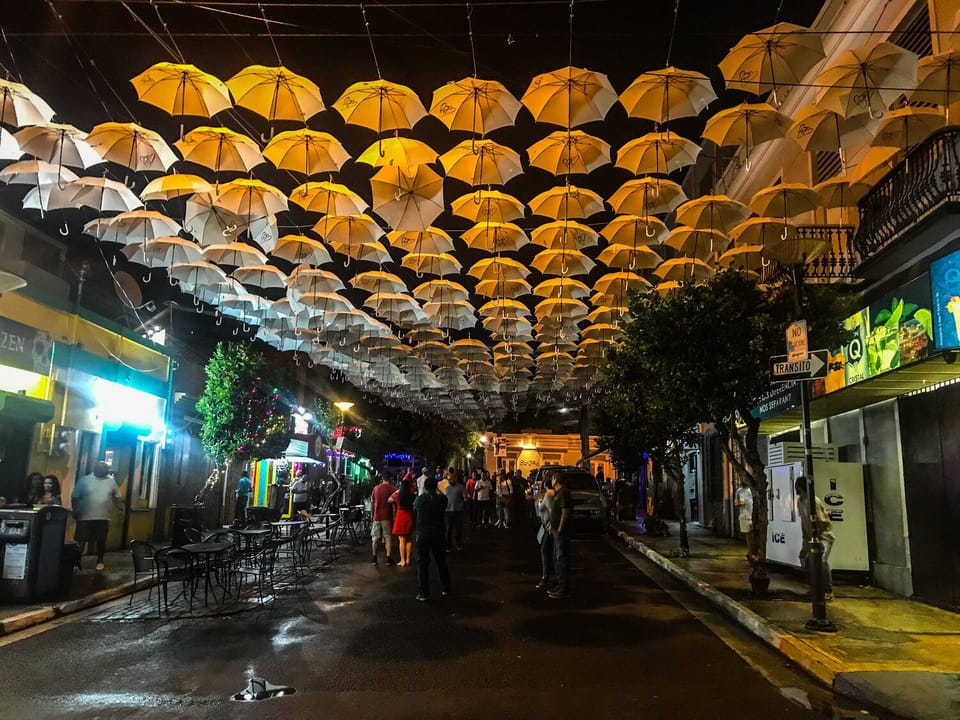 5 min. Drive to La Placita where you can enjoy Bars & Nightlife.