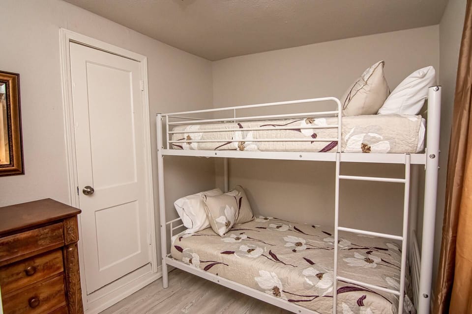 Bedroom #3 with Twin Bunk