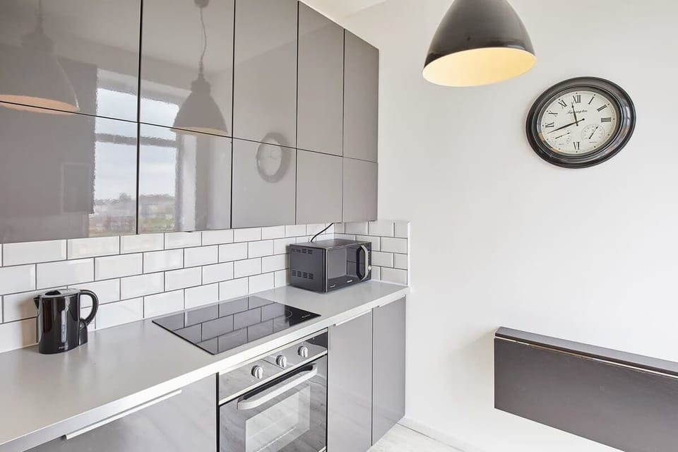 Boutique Balcony, Whitby - Host & Stay
