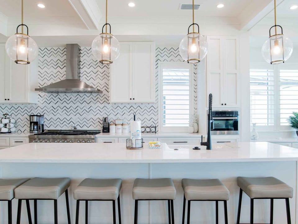 Kitchen - Breakfast Bar Seats Six