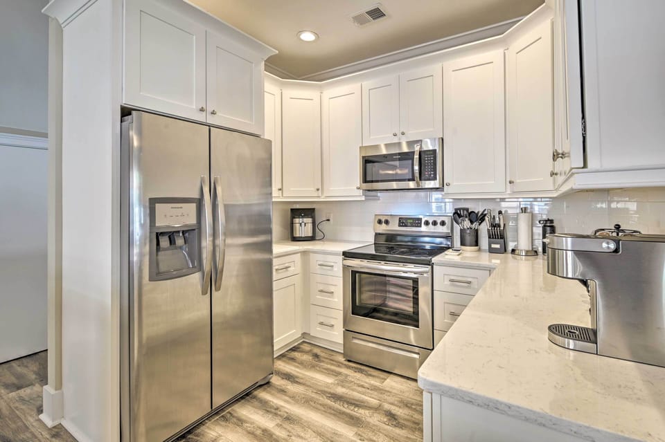 Kitchen | 1st Floor