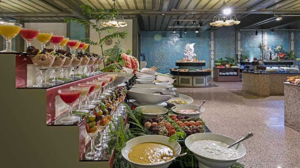 Breakfast buffet