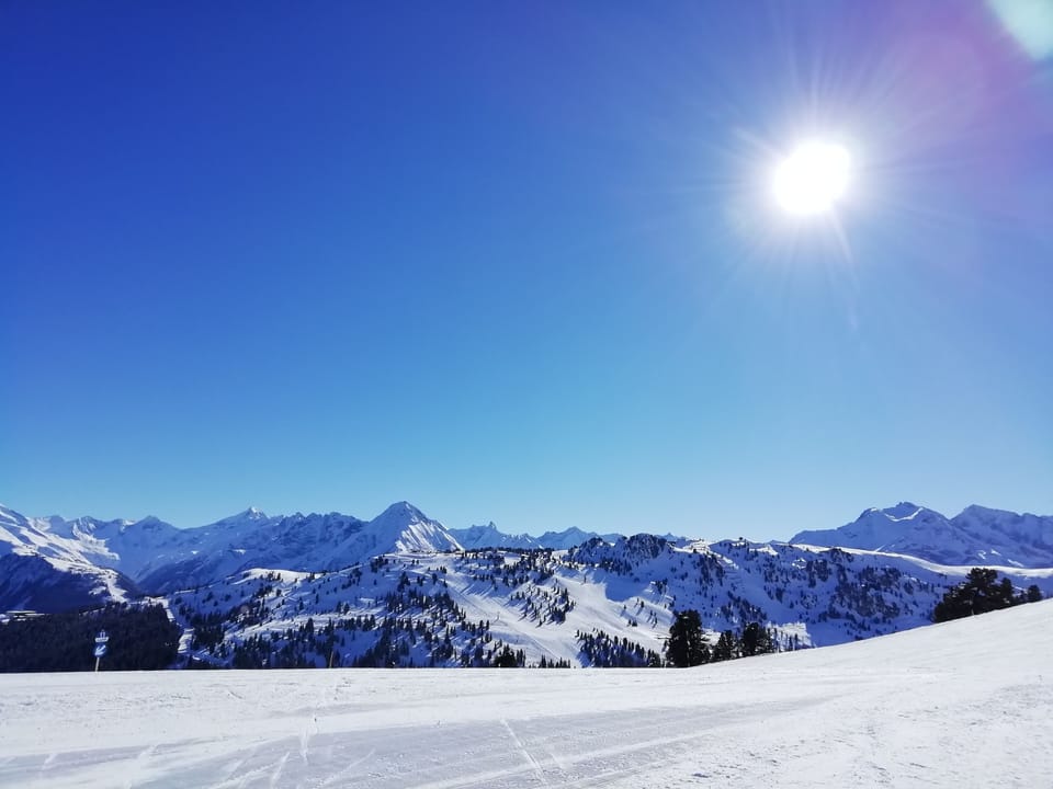 Snow and ski sports