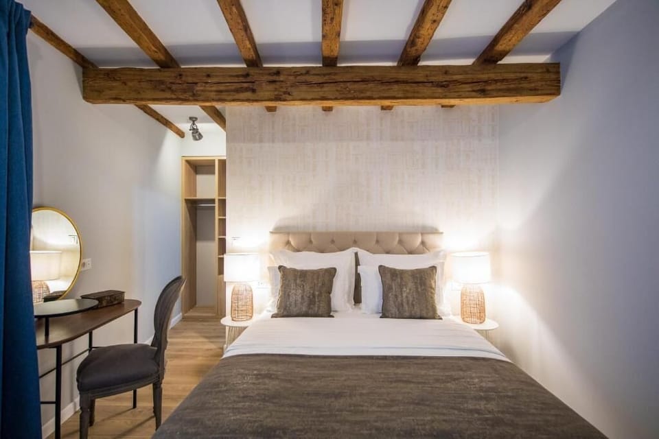 Deluxe Double Room 1 | Premium bedding, individually decorated, individually furnished, desk