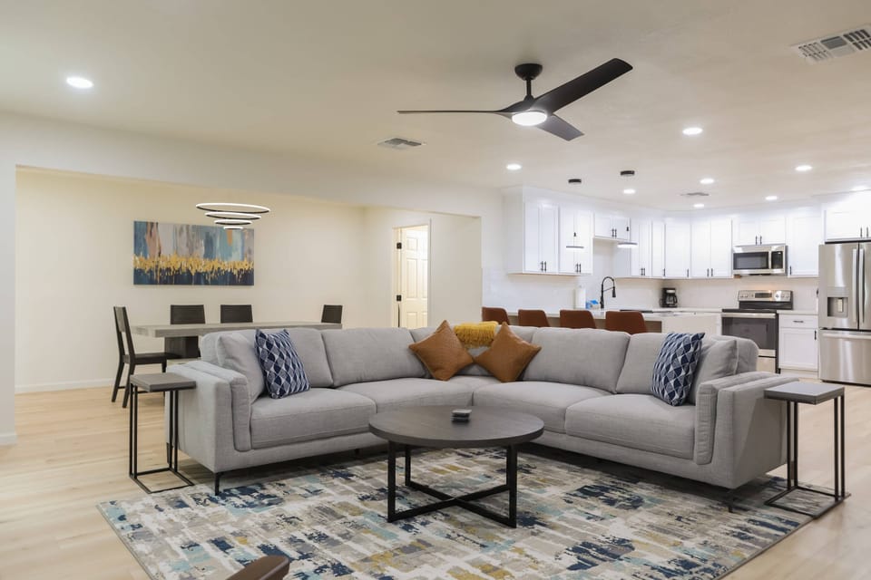 Large open living room with TV and streaming channels