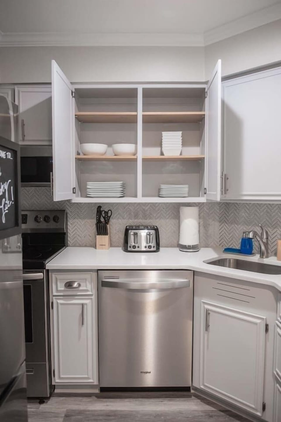 Our simple but well appointed kitchen will have you covered for any meal! 