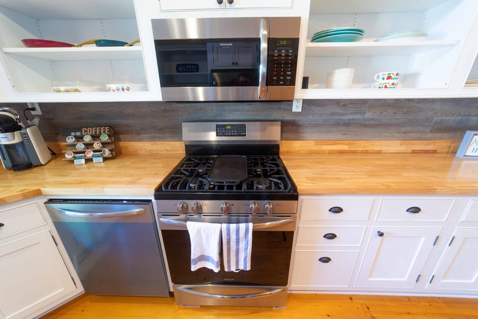 Stainless Steel Appliances - Dishwasher, Oven Stove, Microwave, Refrigerator