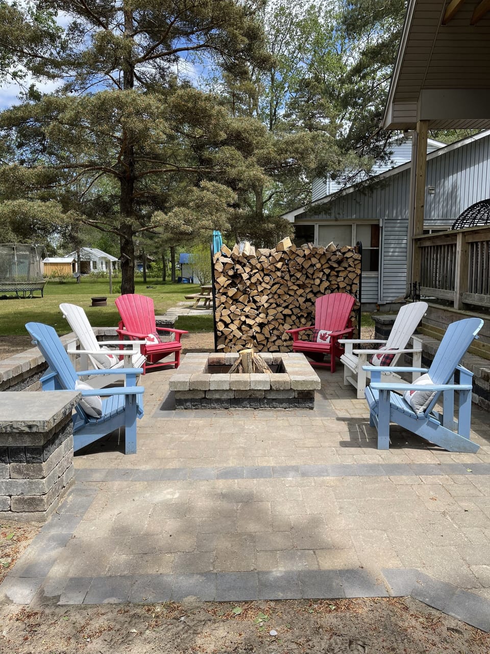 Custom landscaped fire pit