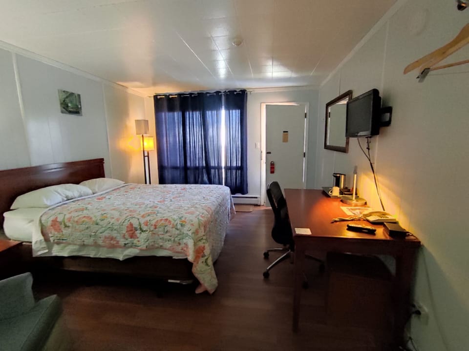 Basic Room, 1 Bedroom | Free WiFi, bed sheets