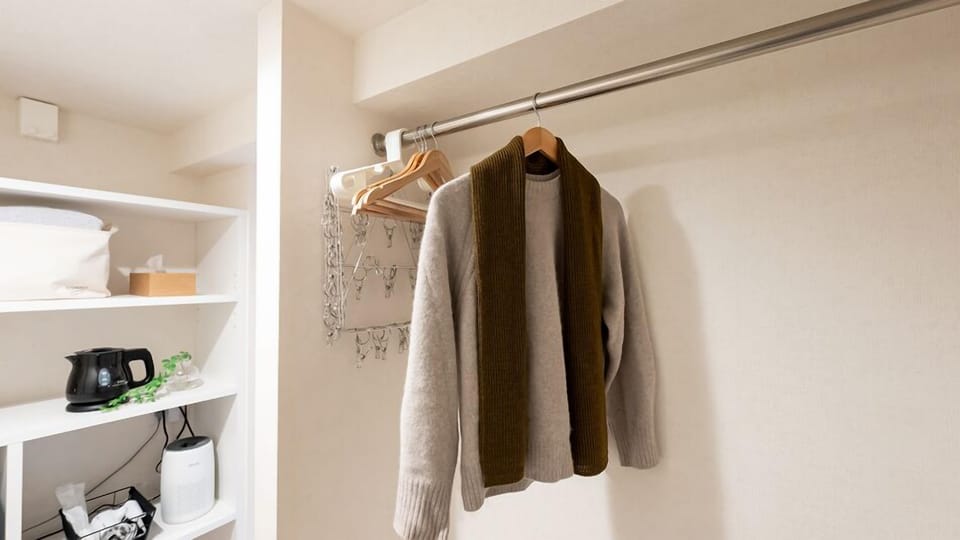 Loft Bedroom Room A, Non Smoking | Individually decorated, individually furnished, free WiFi, bed sheets