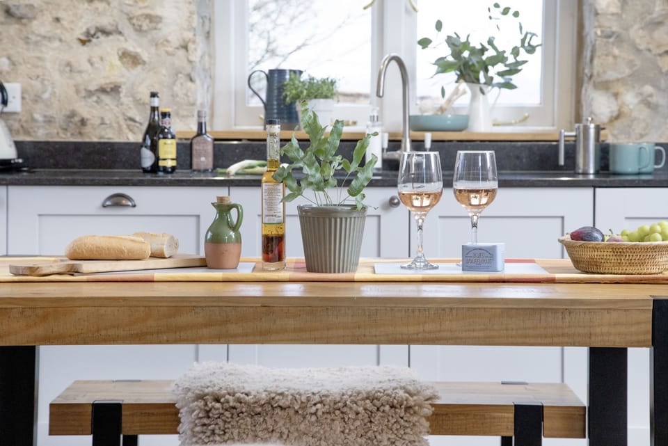 The Barn, Dorset: The kitchen and dining area