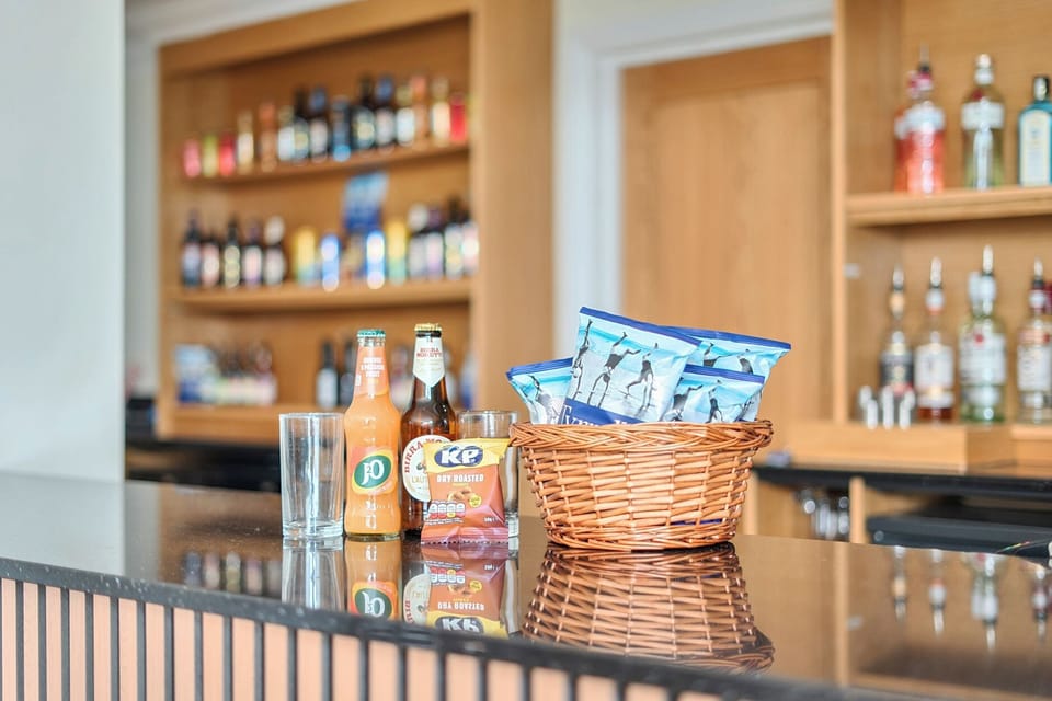Cottage | Bar (on property)
