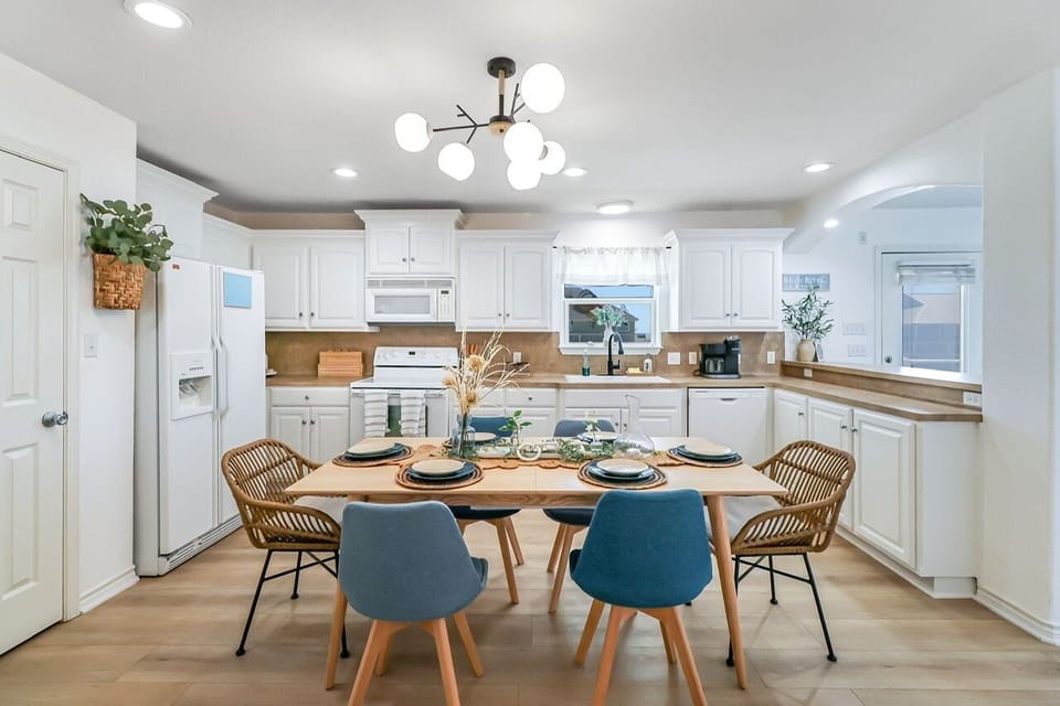 House, 3 Bedrooms | Private kitchen | Coffee/tea maker, fridge, toaster