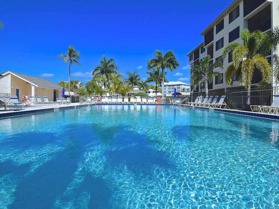 Condo (1 Bedroom) | Property amenity