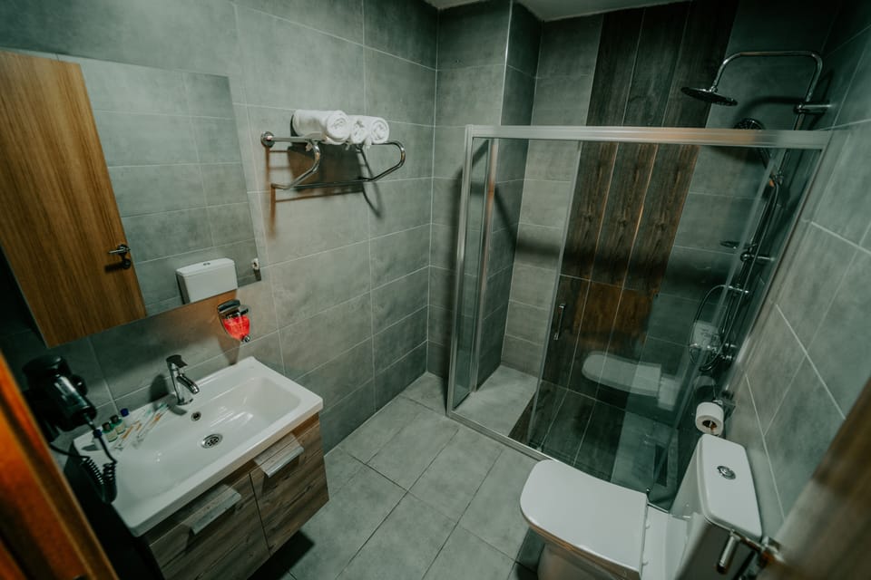 Shower, hydromassage showerhead, hair dryer, slippers