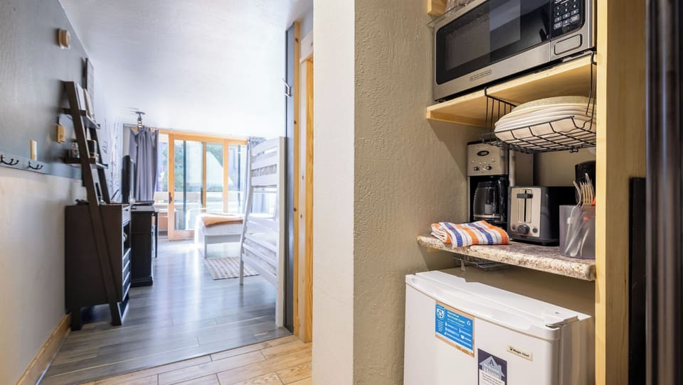 Apartment (1 Bedroom) | Interior
