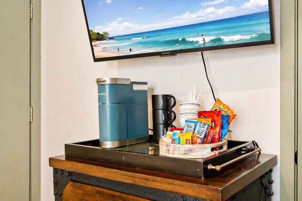 In-Room Coffee & Snack Station — A Small Touch That Makes Your Stay More Enjoyable

