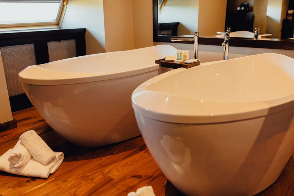 Penthouse | Individually furnished, desk, iron/ironing board, free WiFi