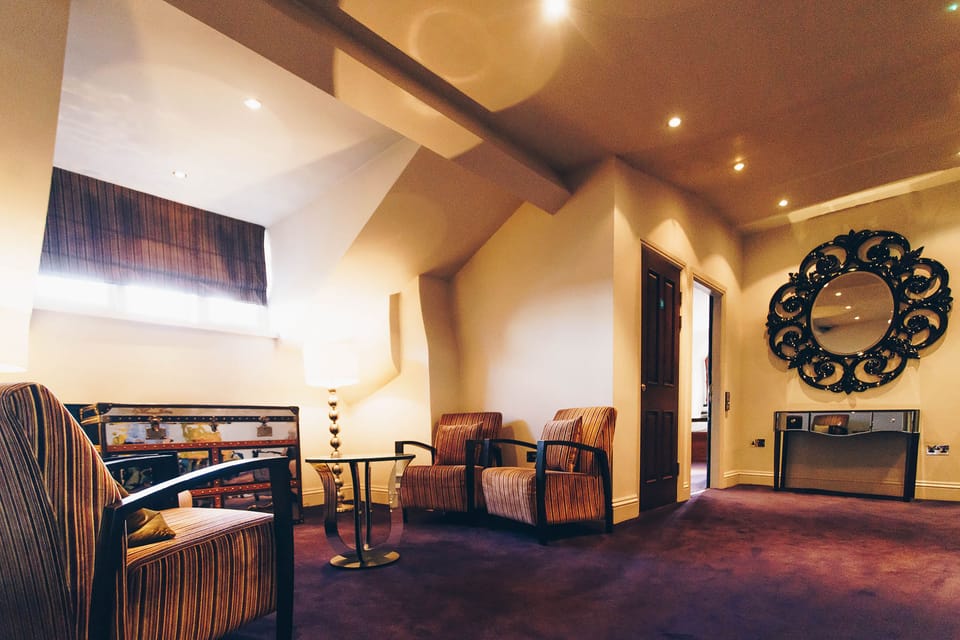 28-inch flat-screen TV with digital channels, TV