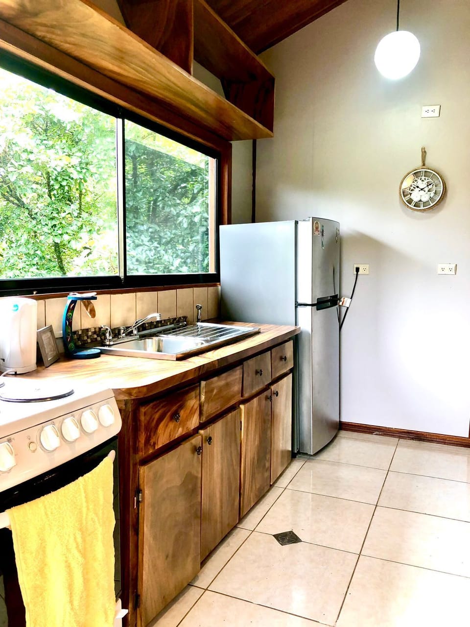 Fully equipped kitchen