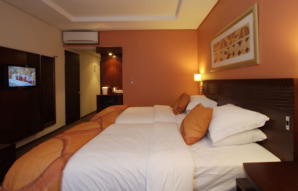 In-room safe, desk, soundproofing, free WiFi