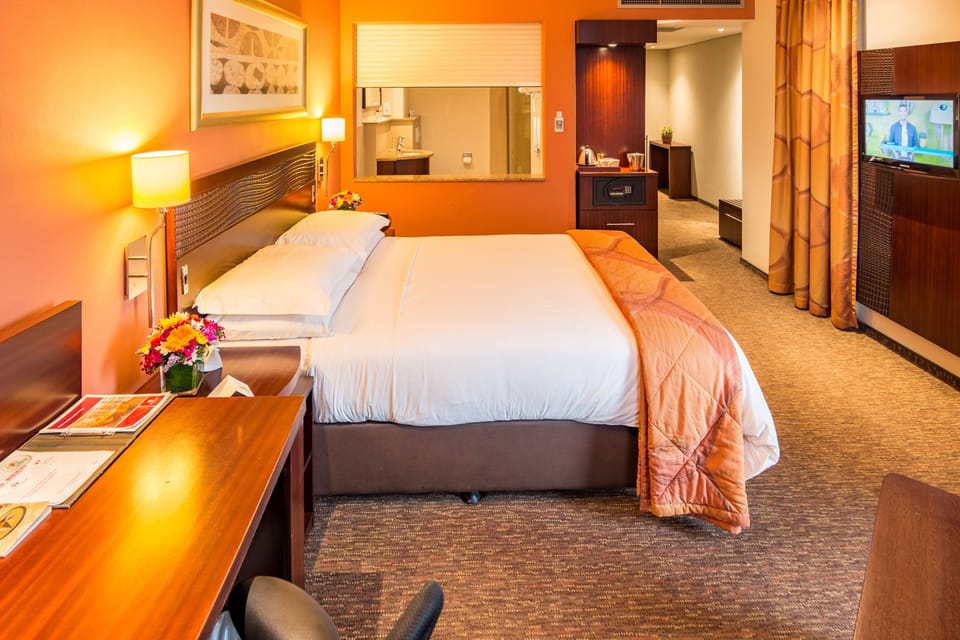 In-room safe, desk, soundproofing, free WiFi