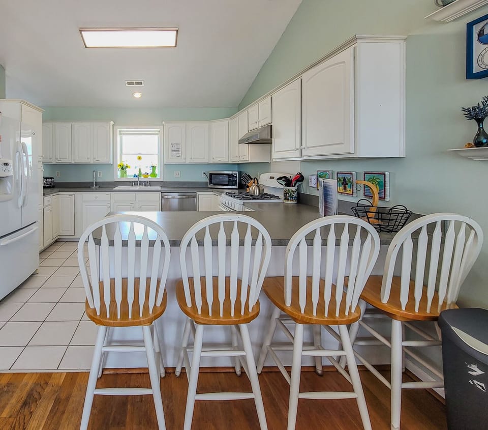 716 Sunrise Ct (Sunny Turtle [Int Ext]) - watermarked-08